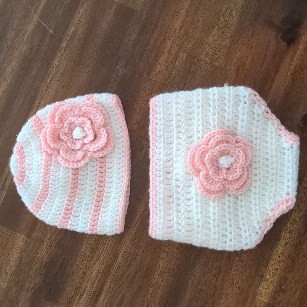 Newborn Baby Girl Crochet Hat & Diaper Cover Set (Size 0-6m)
